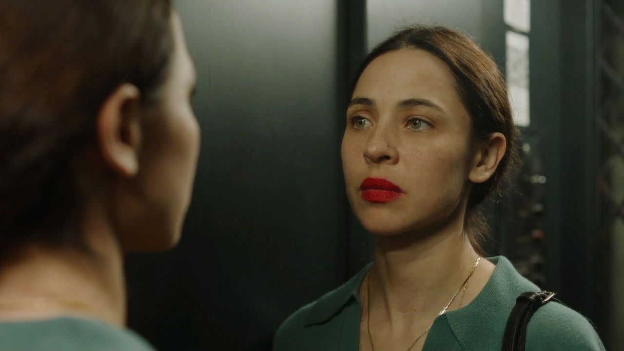 The Currents backdrop