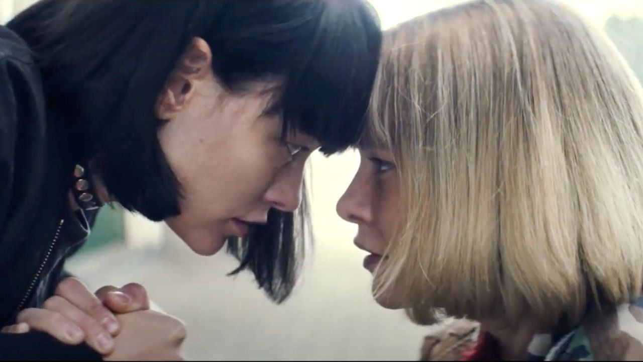 La California backdrop