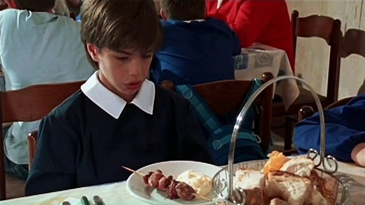 Senza amore backdrop