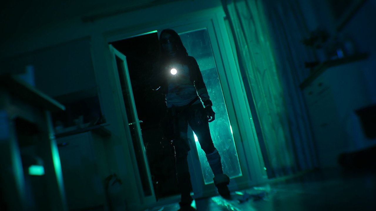 Mask of Thorn backdrop