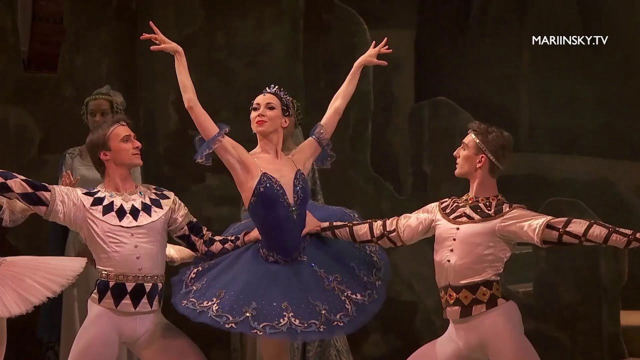 Raymonda - Mariinsky Theatre backdrop