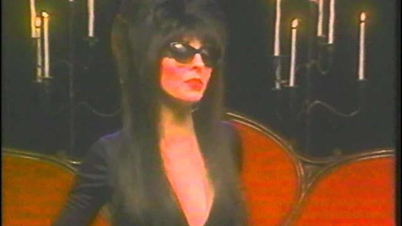 Hollywood's Creepiest Creatures backdrop