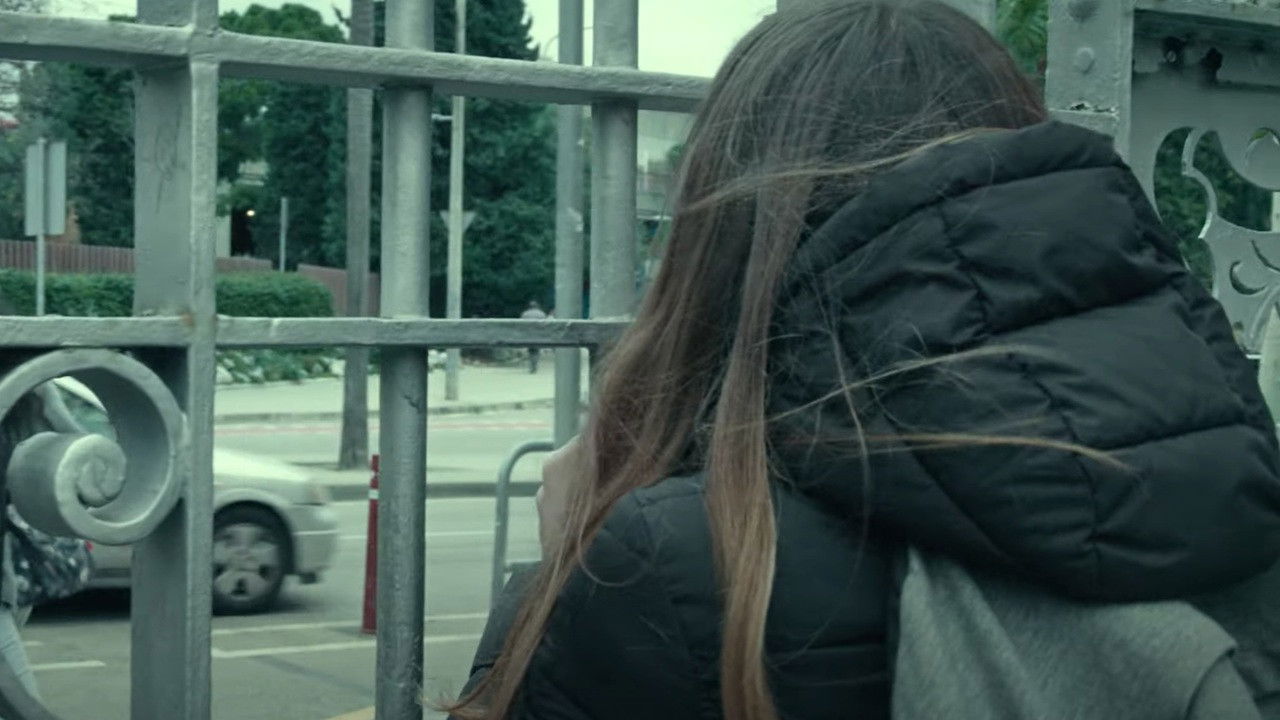 Ni un dia més backdrop