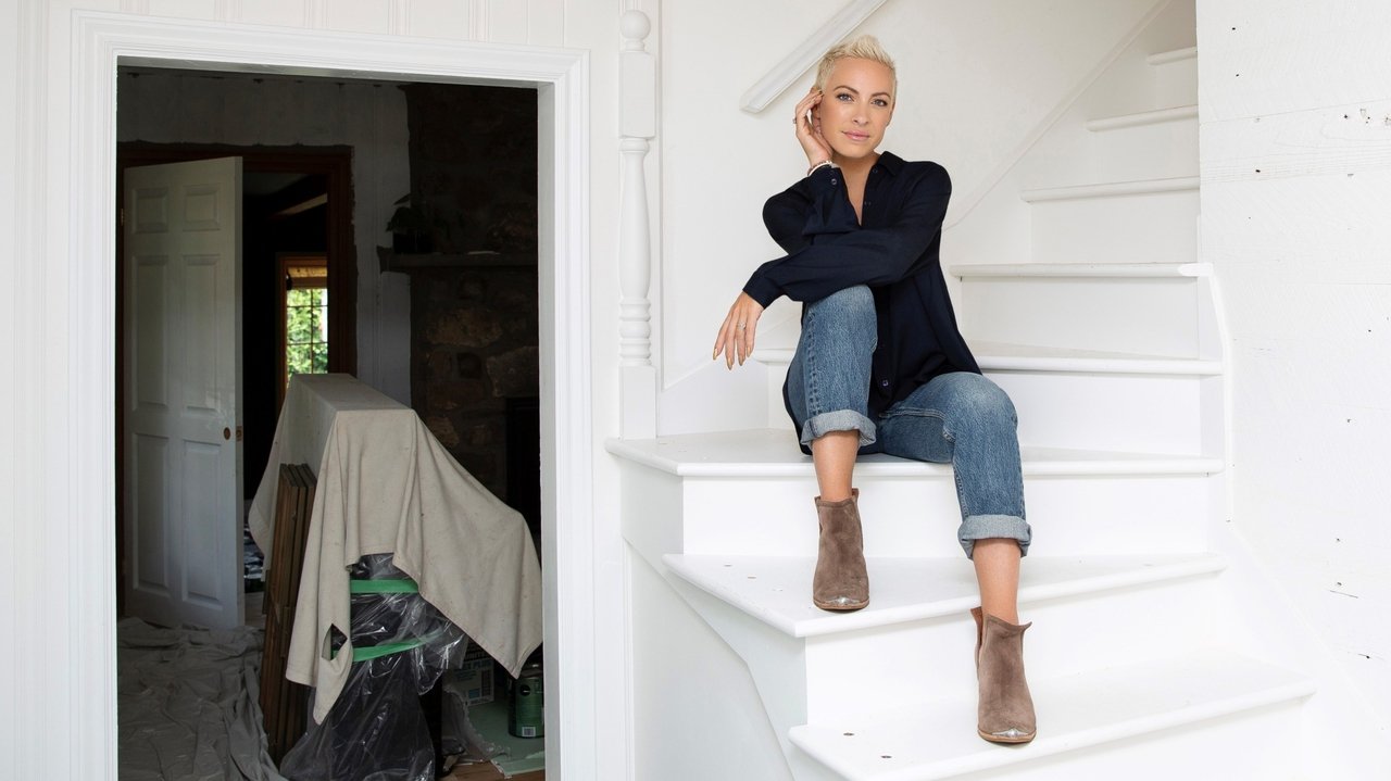 Chez Marie-Mai backdrop