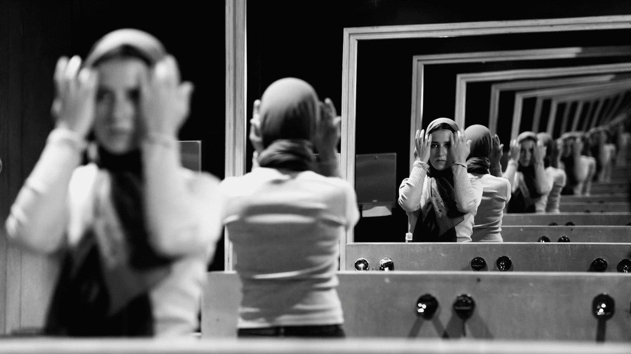 Shâd Bâsh backdrop