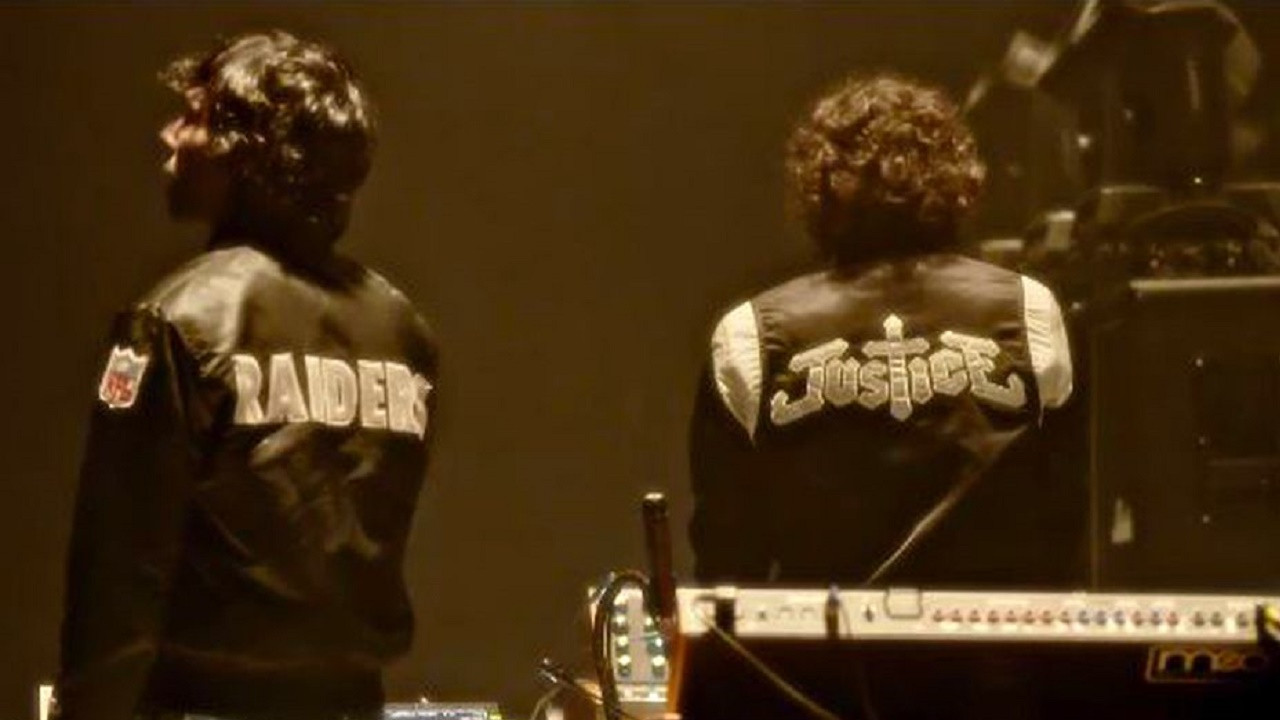 IRIS: Live At Paris Accorhotels Arena backdrop