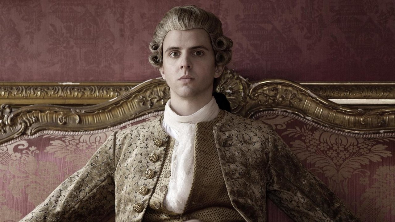 Voltaire in Love backdrop