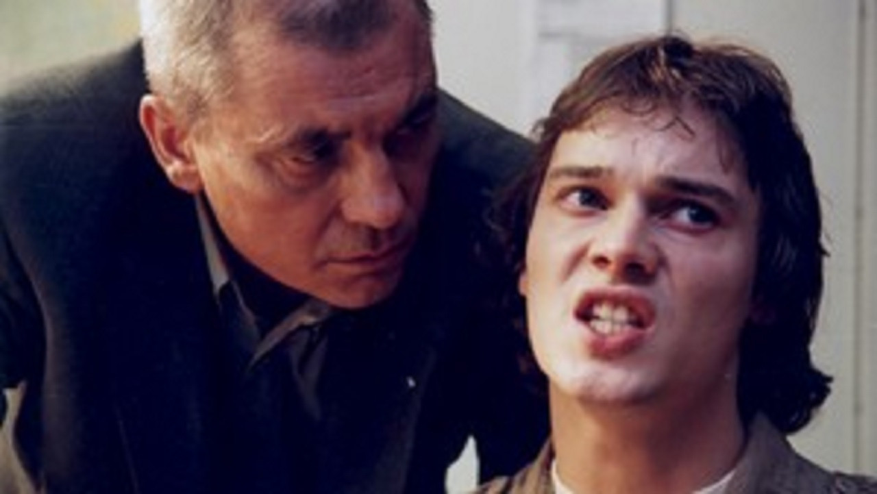 Don't Look Back backdrop