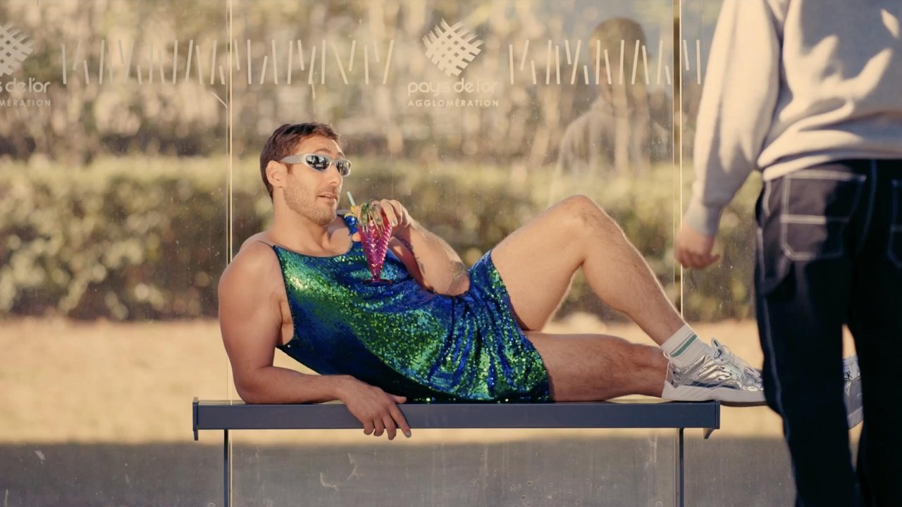 C'est chelou comment tu danses backdrop