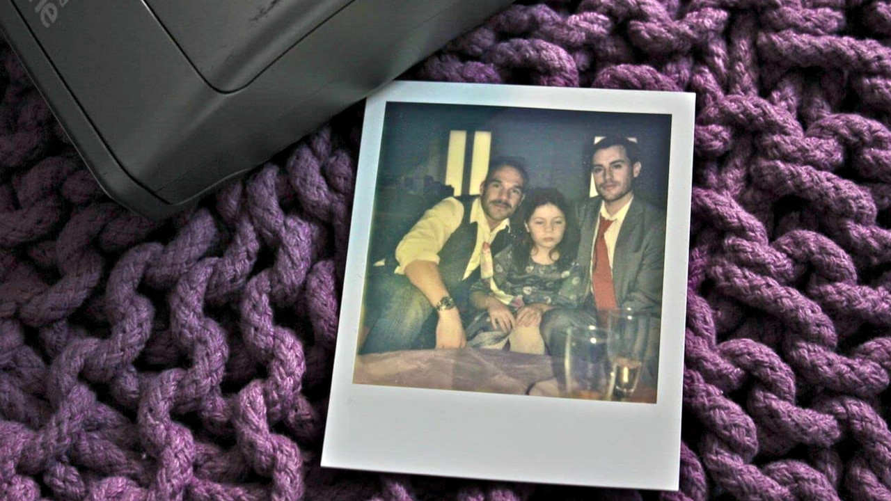 Rue des Roses backdrop