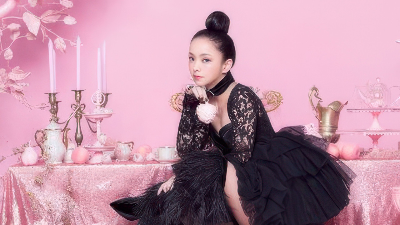 Namie Amuro Space of Hip-Pop Tour 2005 backdrop