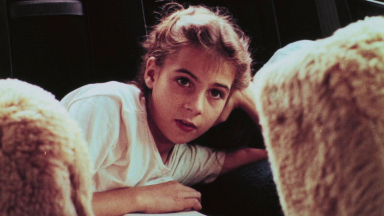 Hen in a Boat backdrop