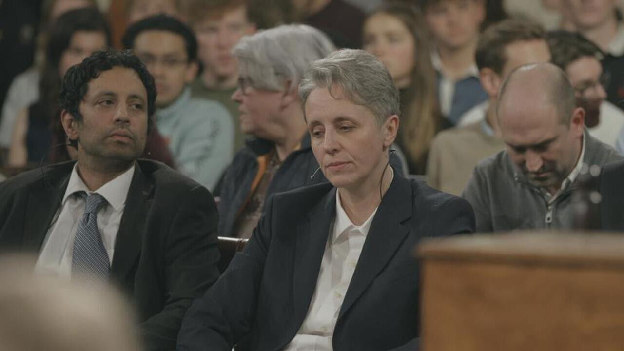 Gender Wars backdrop