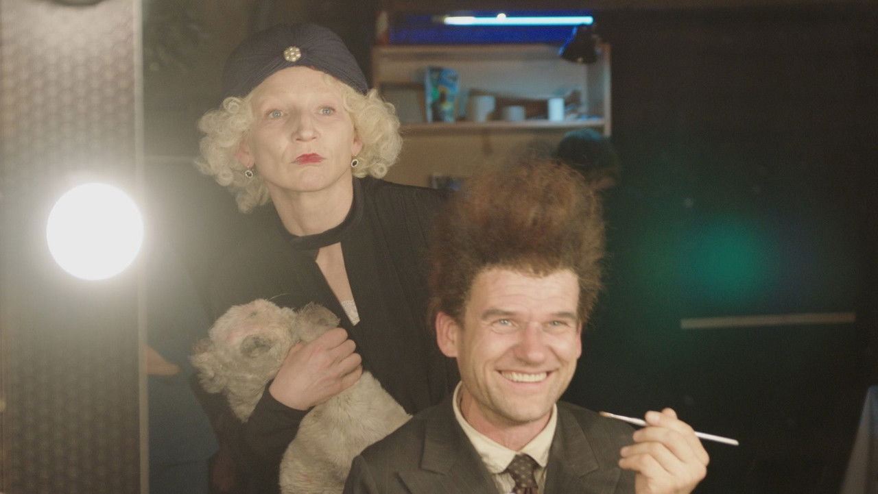 Kur mājo teātris backdrop