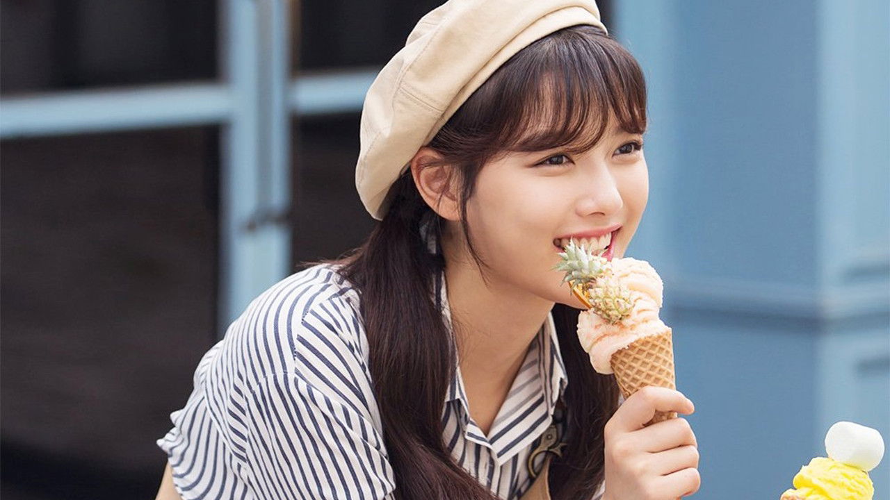 Kim Yoo-jung’s Half Holiday in Italy backdrop