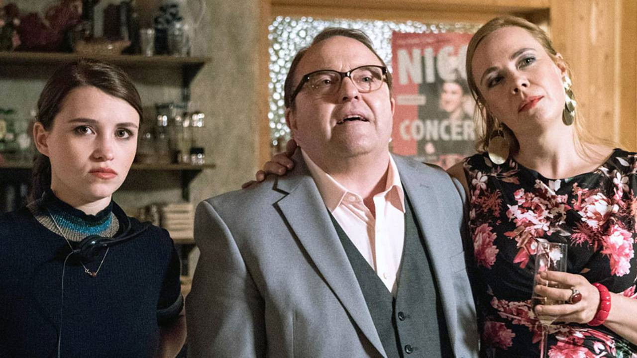 Größer als im Fernsehen backdrop