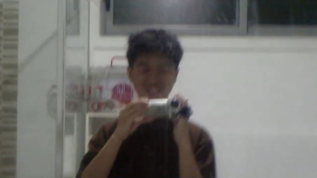 My Friend, Camera backdrop