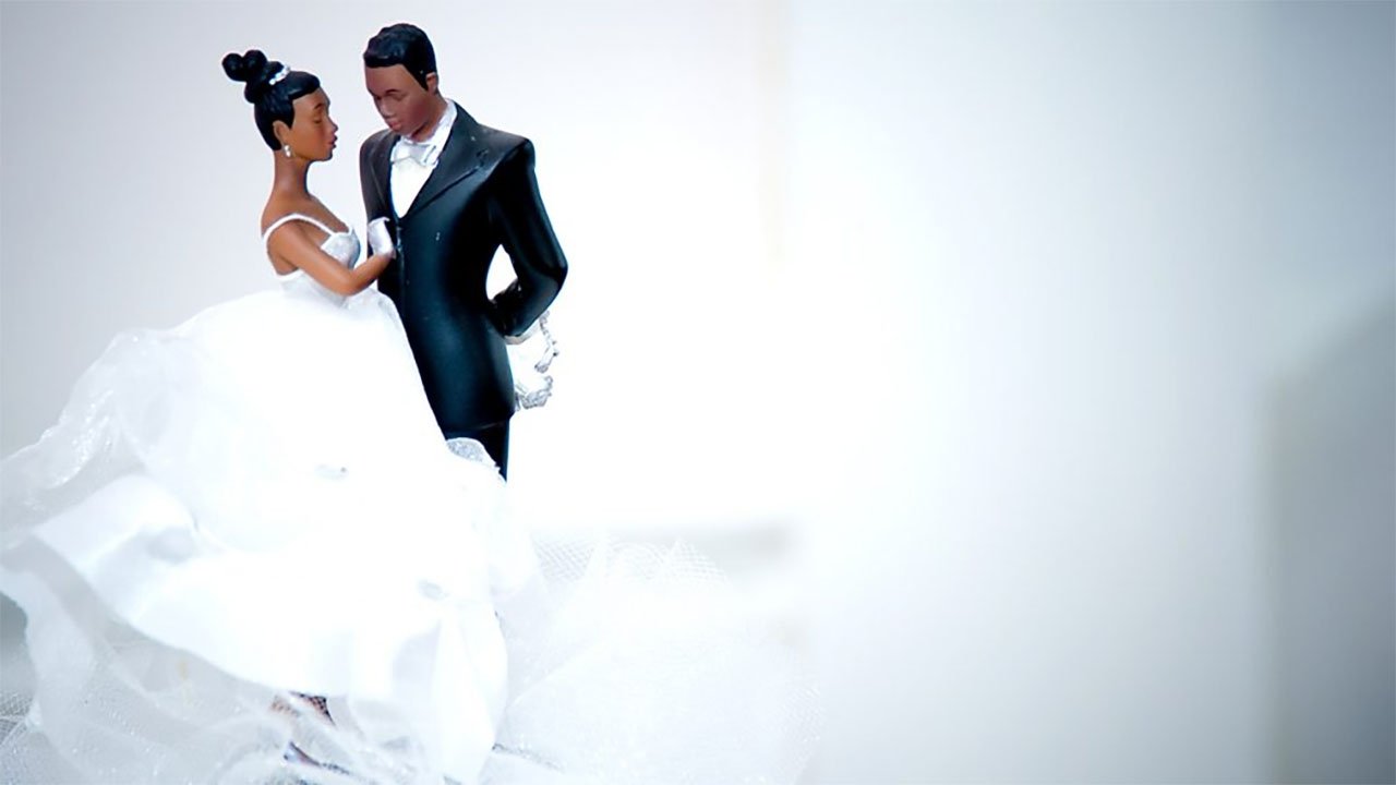 Don't Tell the Bride backdrop