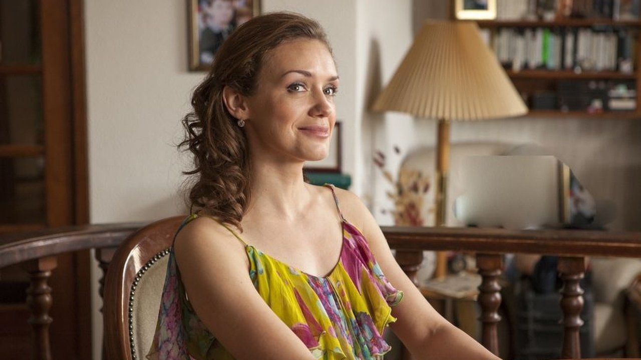 Счастливая серая мышь backdrop