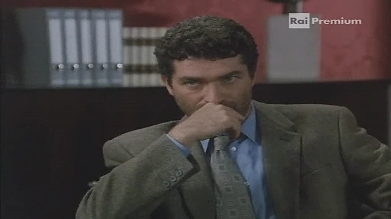 Tre passi nel delitto - Villa Maltraversi backdrop