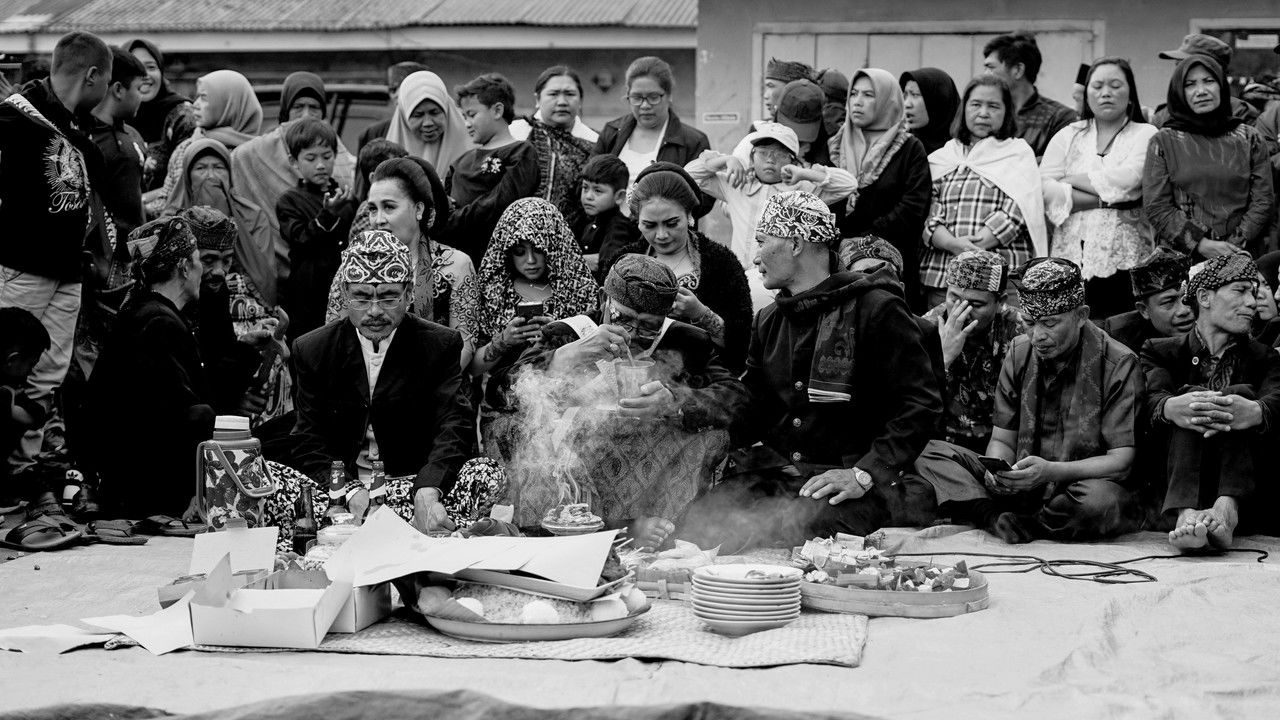 Yadnya Karo: An Anthropology Expedition backdrop