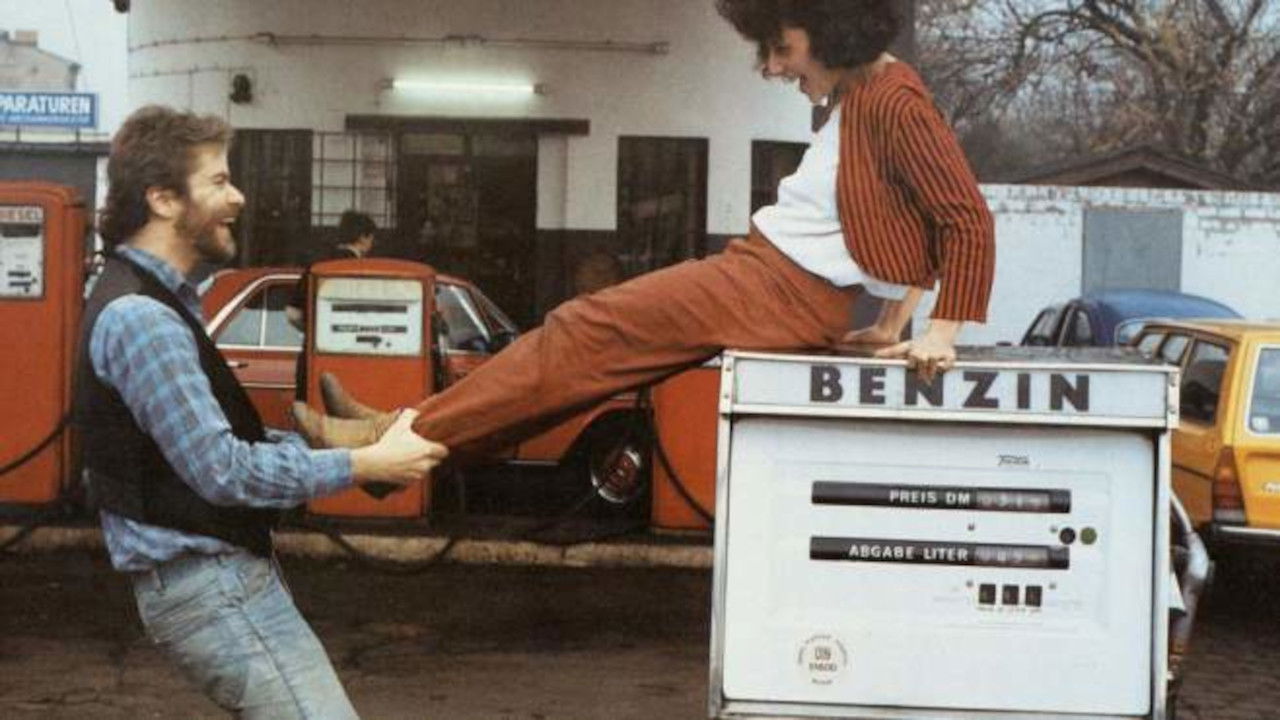 Dorado - One Way backdrop