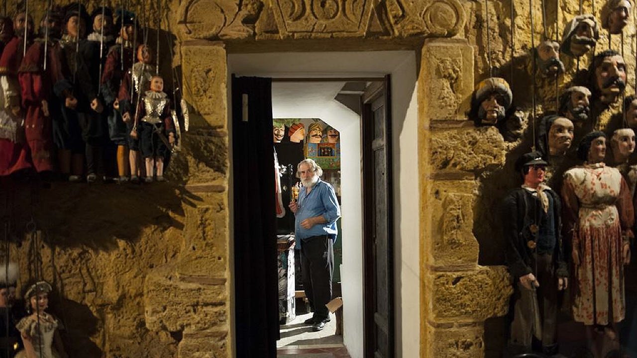 Orlando Ferito - Wounded Roland backdrop