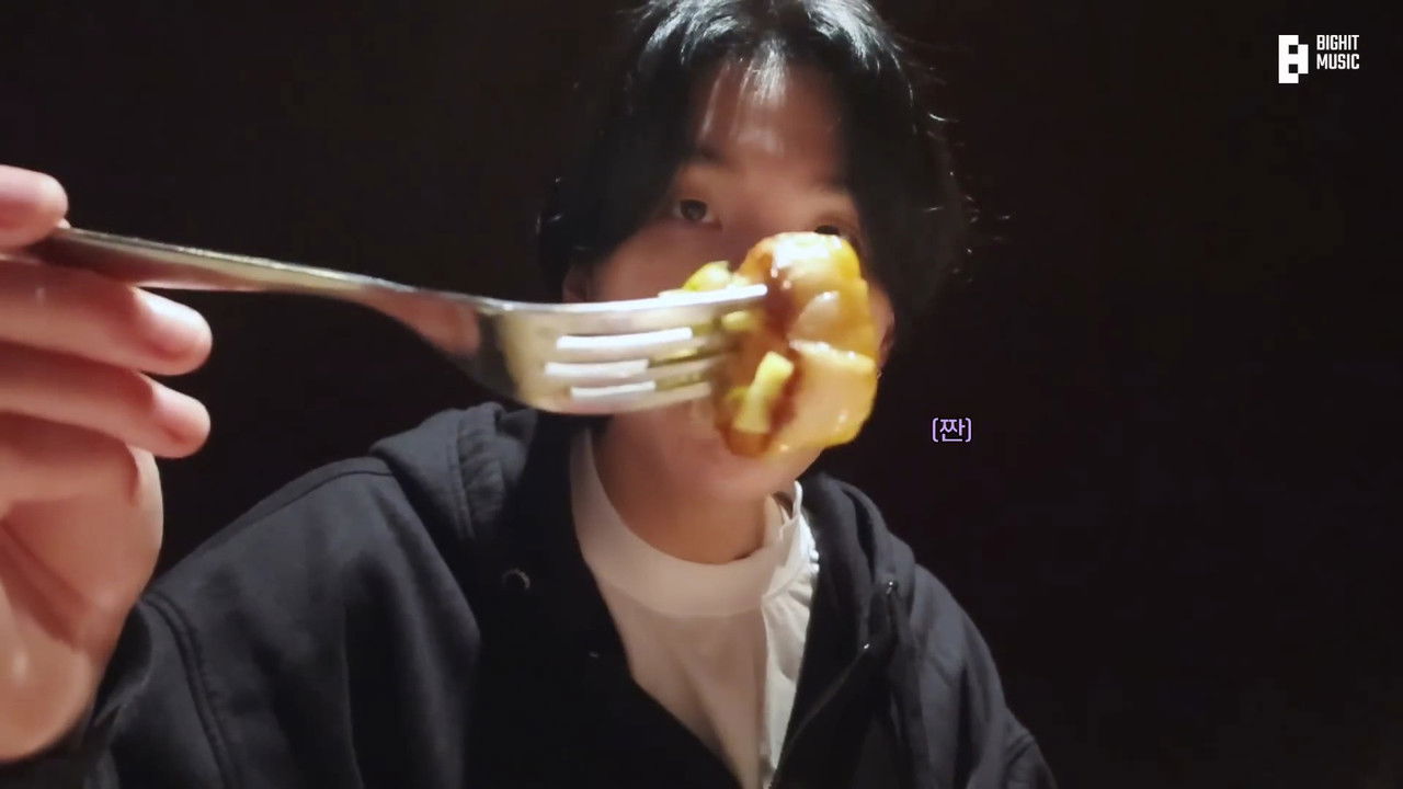 D-DAY SUGA TOUR VLOG backdrop