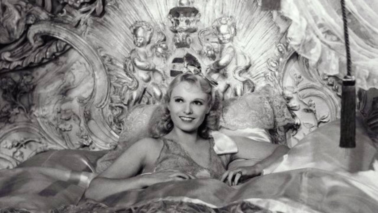 The Queen's Affair backdrop