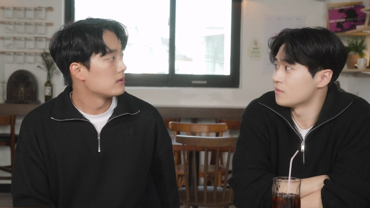 가짜친구 backdrop