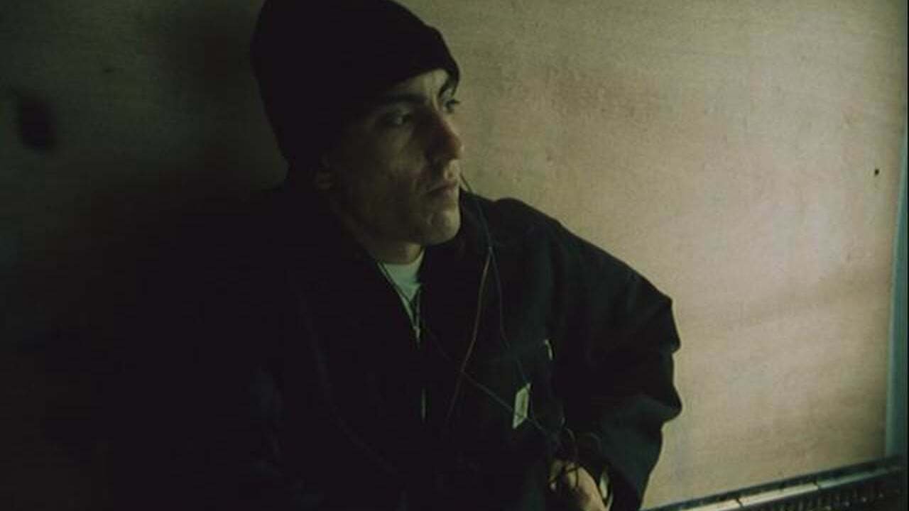 Tout doit disparaître backdrop