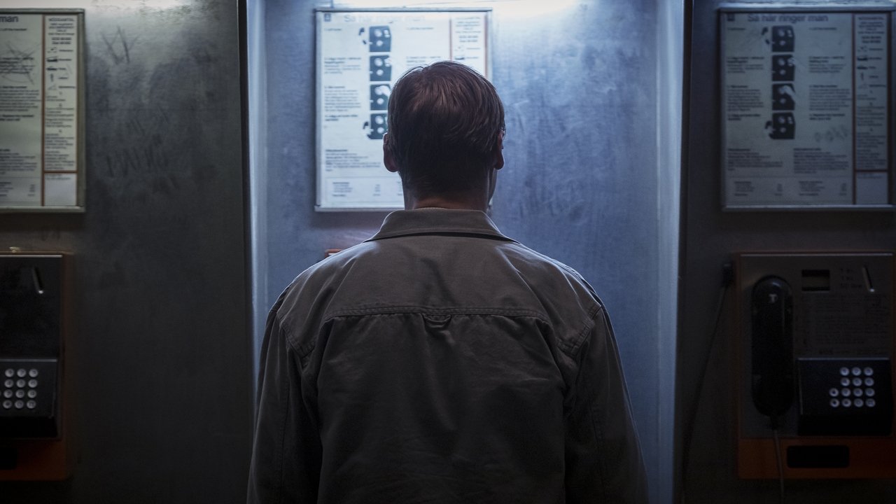 The Hunt for a Killer backdrop