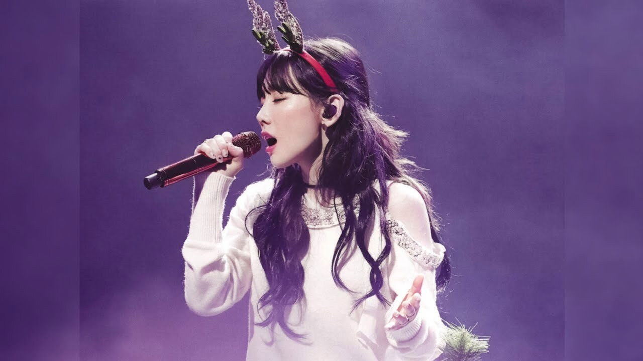 Taeyeon Special LIVE "The Magic Of Christmas Time" backdrop