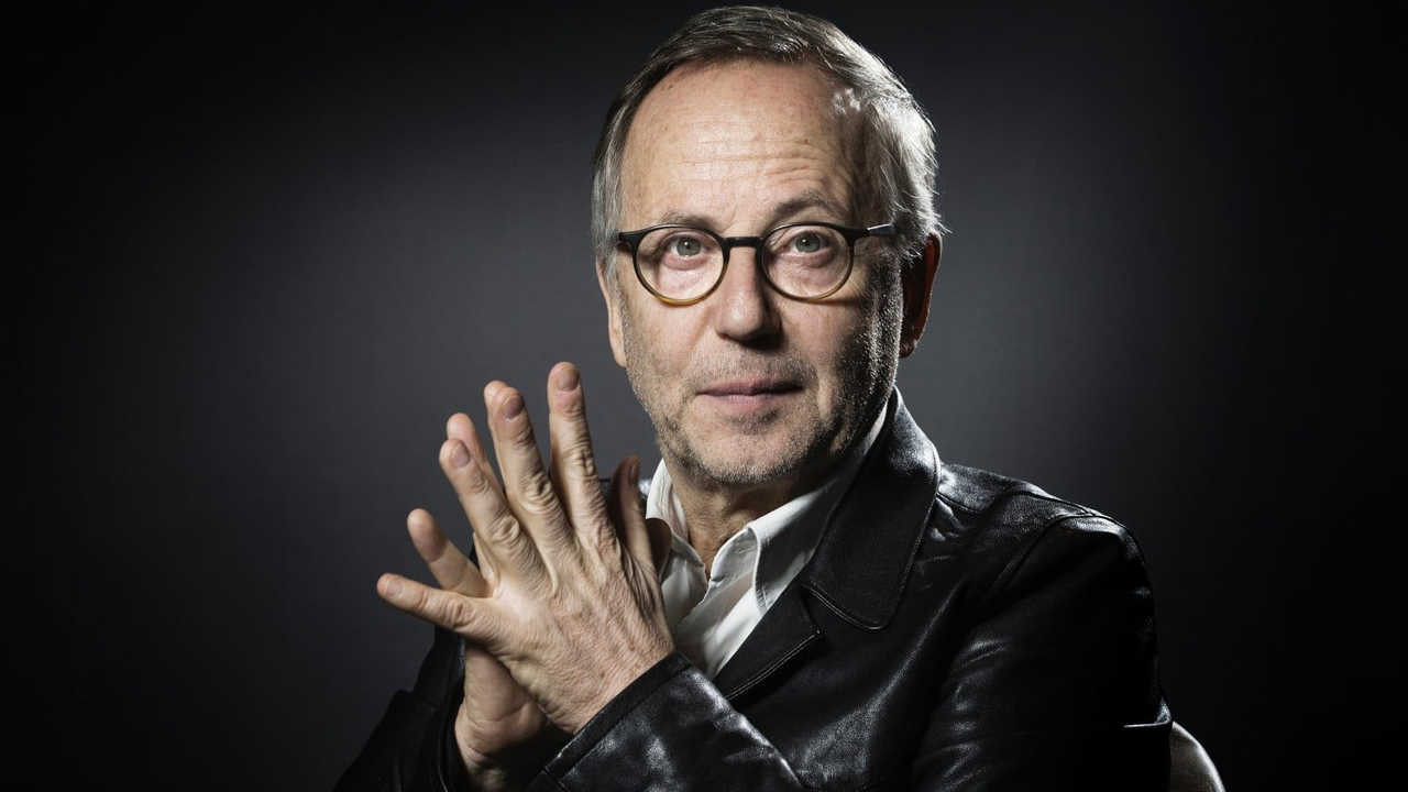 Knock, ou le triomphe de la médecine backdrop