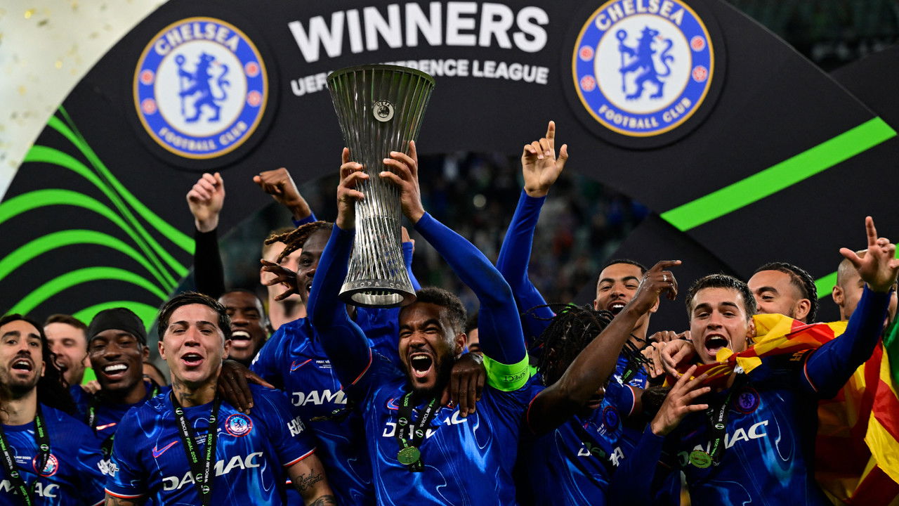 Chelsea FC - Season Review 2024/25 backdrop