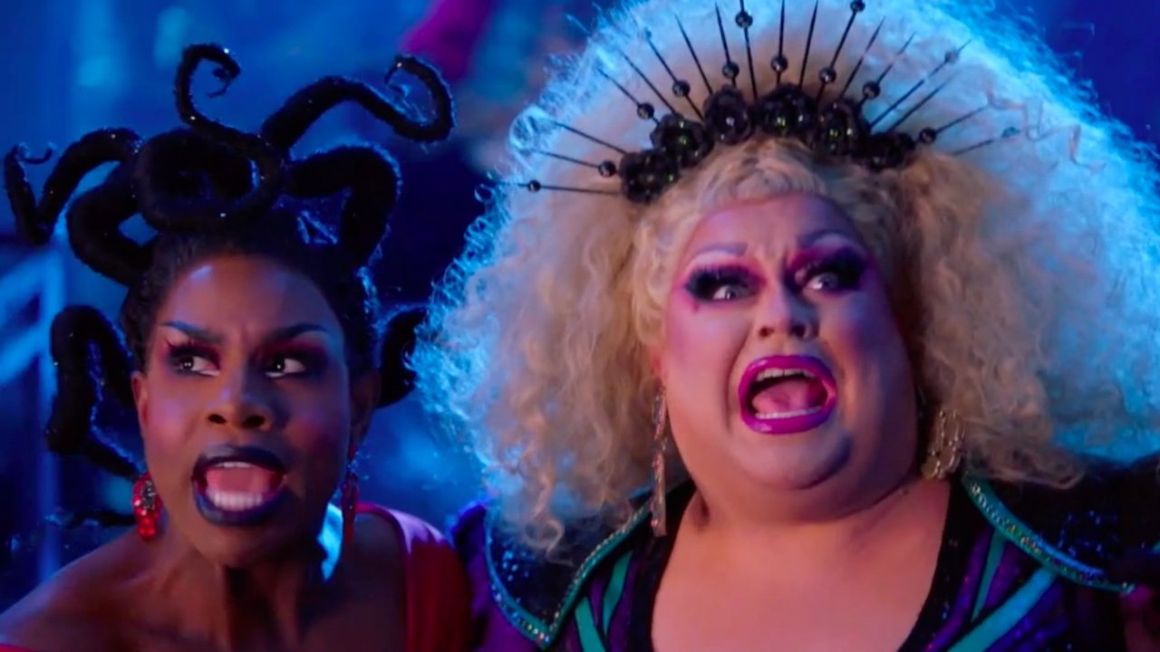 Huluween Dragstravaganza backdrop