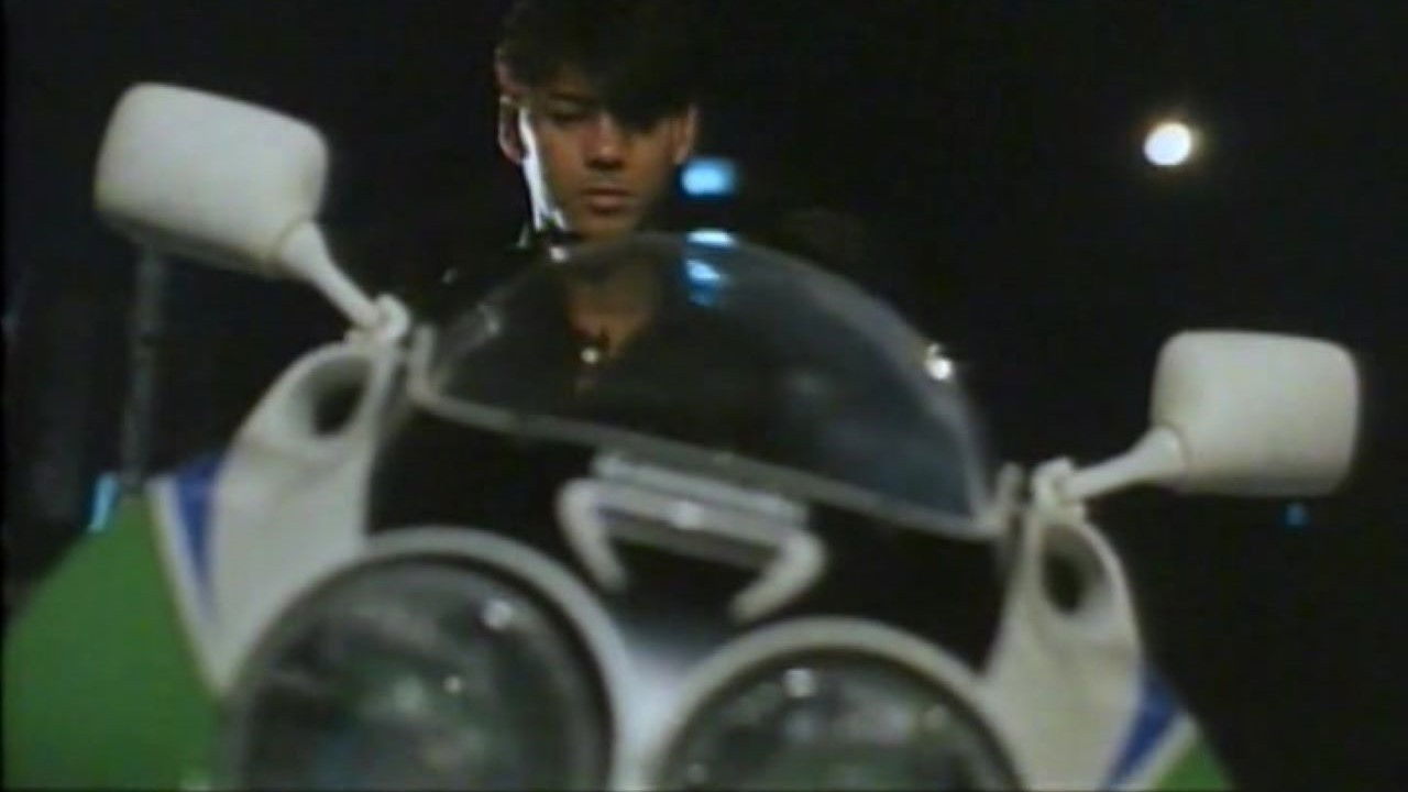 No Regret, No Return backdrop