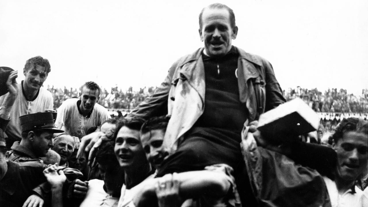 Das Wunder von Bern - Fußball-WM 1954 in der Schweiz backdrop