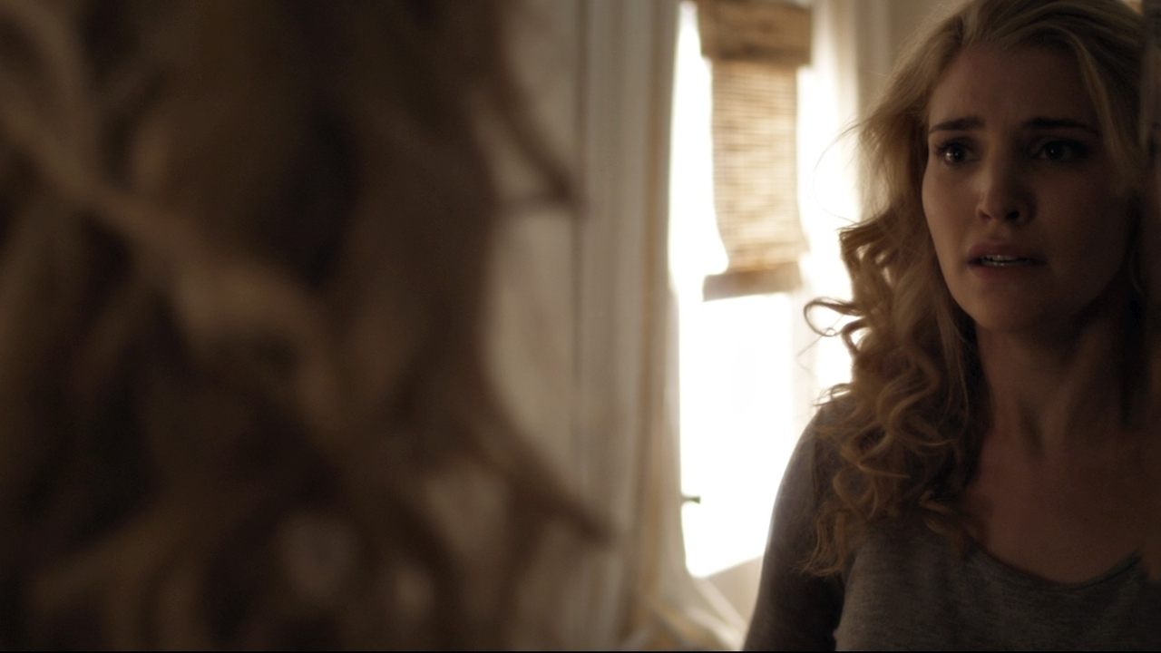 Maggie Black backdrop