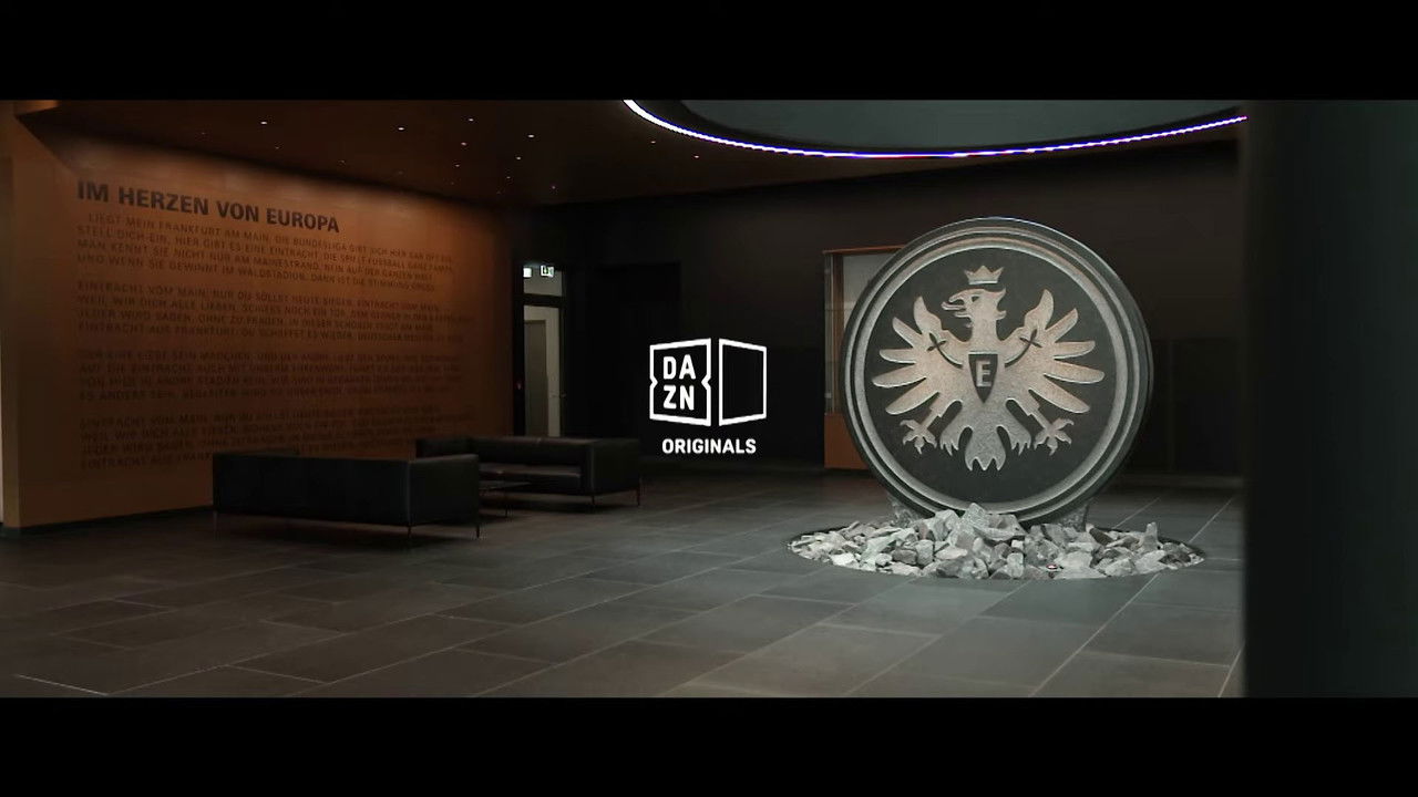 3 Blickwinkel - Königsklasse im Herzen von Europa backdrop