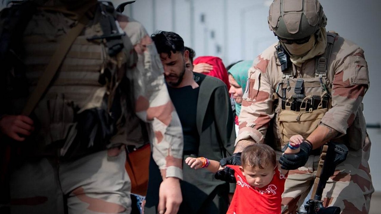 Opération Apagan, exfiltrer Kaboul backdrop