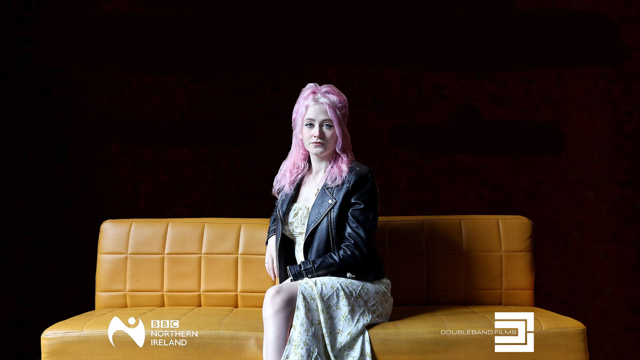 Janet Devlin: Young, Female & Addicted backdrop