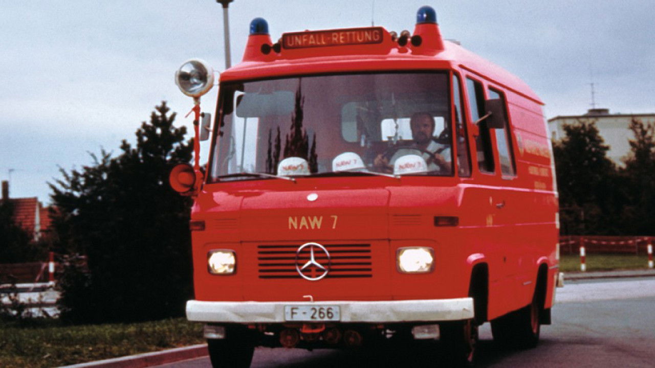Notarztwagen 7 backdrop