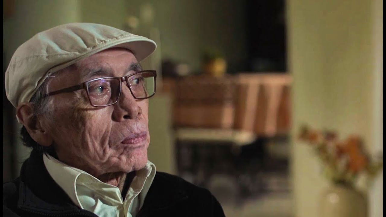 El nombrador, una película sobre Daniel Toro backdrop