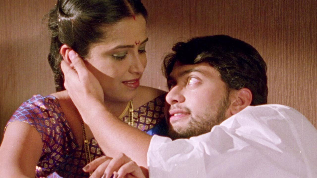 Maitri Jivachi backdrop