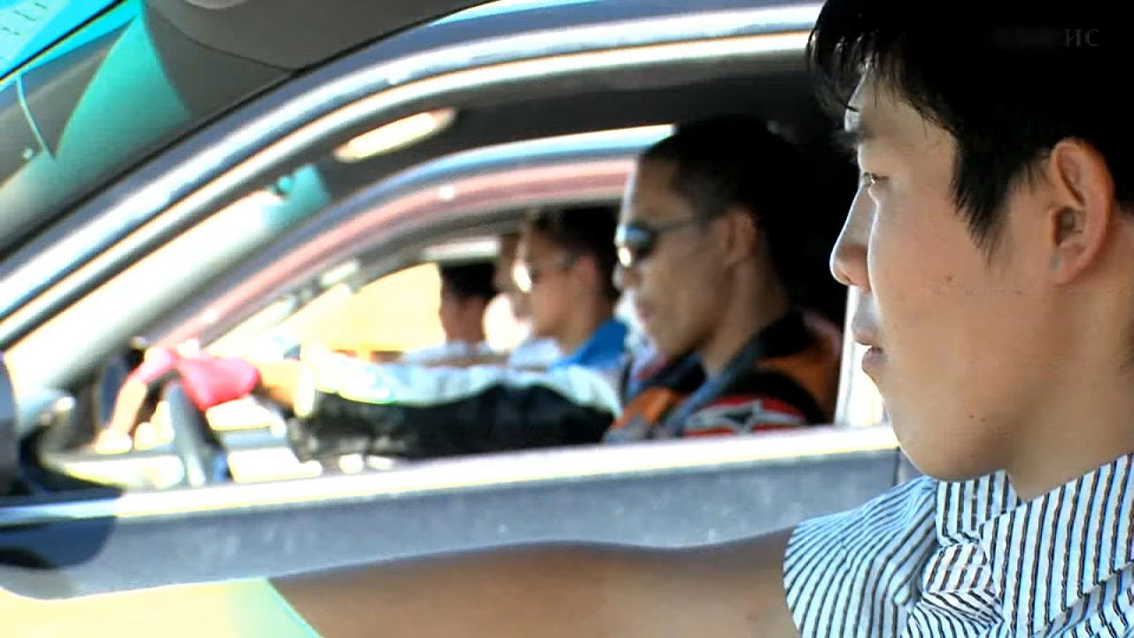 Coral Bracelet backdrop
