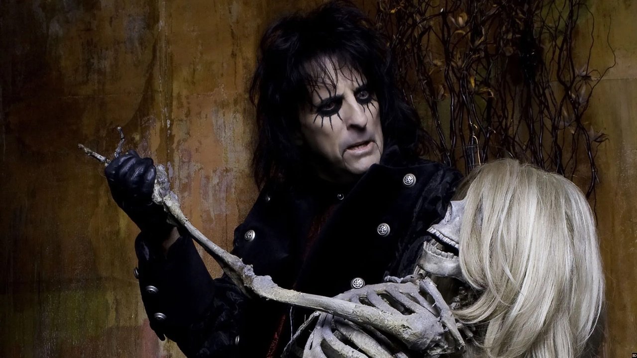 Alice Cooper: Halloween Night of Fear backdrop