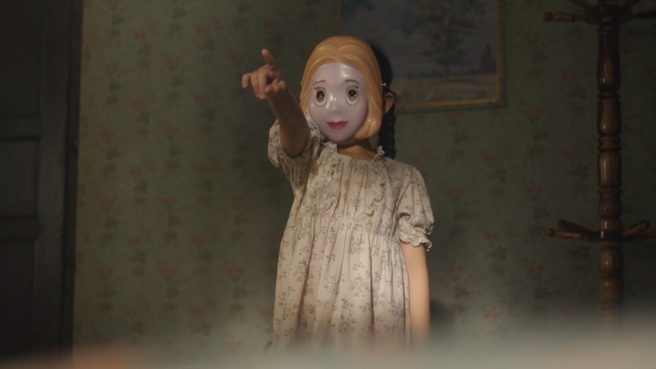 Don't Come Home backdrop