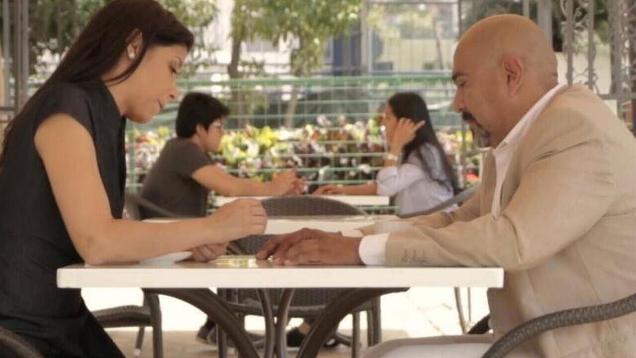 Guayaquil Stories backdrop