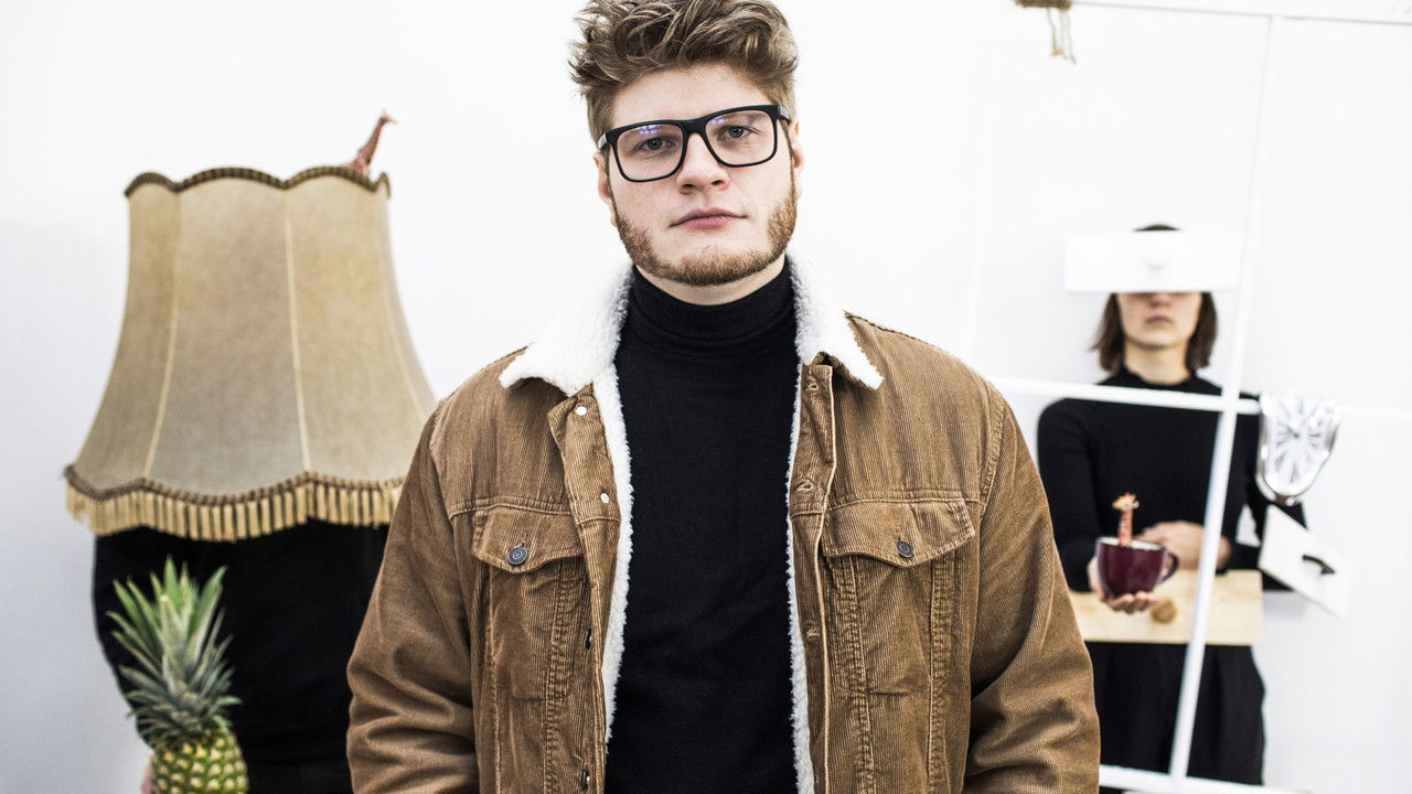 Jan Philipp Zymny - surREALITÄT backdrop